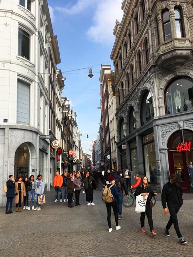 Amsterdam | Ontdek kledingwinkels en merkwinkels in Amsterdam